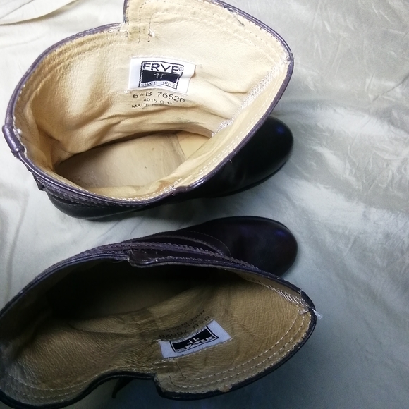 Frye Boots size 6.5 - Picture 9 of 12